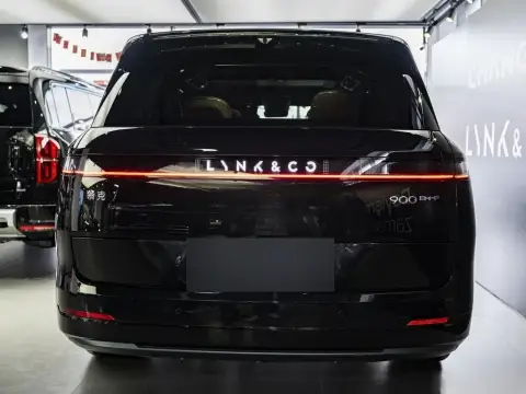 Lynk & Co 900 2025 — миниатюра 2