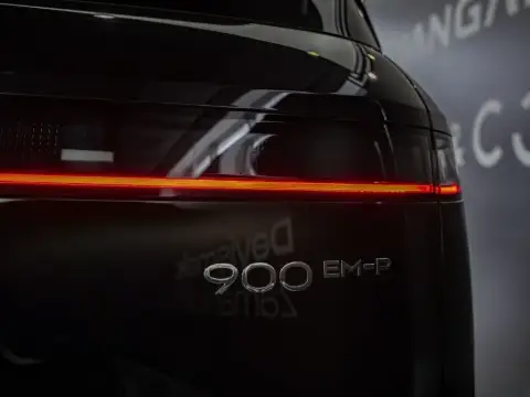 Lynk & Co 900 2025 — миниатюра 3