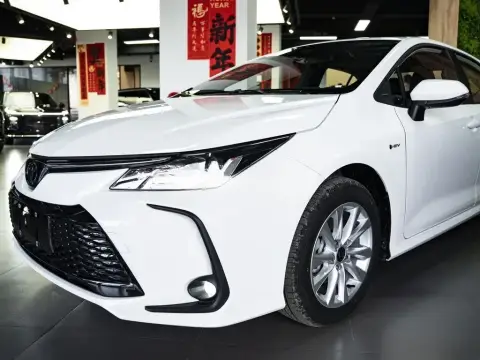 Toyota Corolla 2025 — миниатюра 2