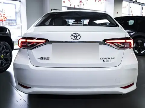 Toyota Corolla 2025 — миниатюра 4