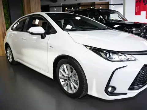 Toyota Corolla 2025 — миниатюра 5