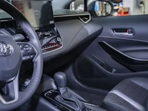 Toyota Corolla 2025 — миниатюра 8