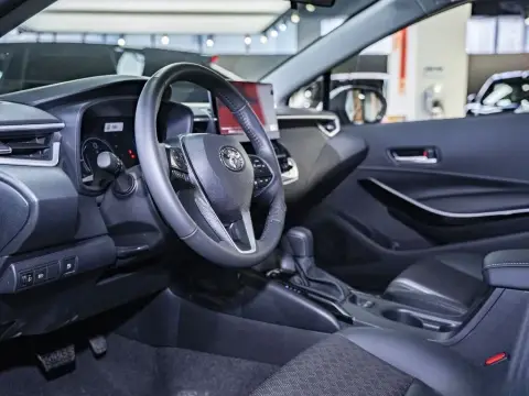 Toyota Corolla 2025 — миниатюра 10