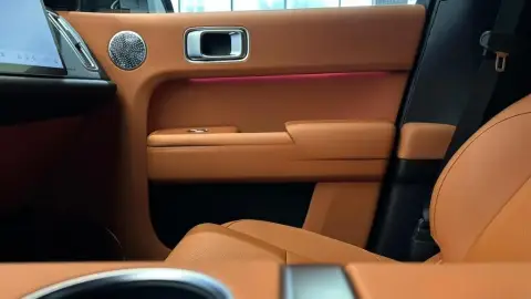Li Auto L9 2025 — миниатюра 9