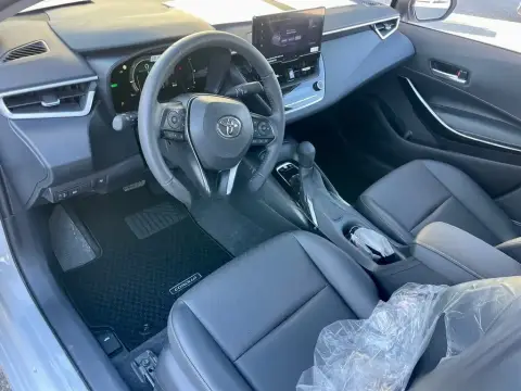 Toyota Corolla 2025 — миниатюра 6