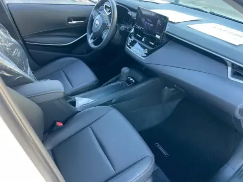 Toyota Corolla 2025 — миниатюра 8