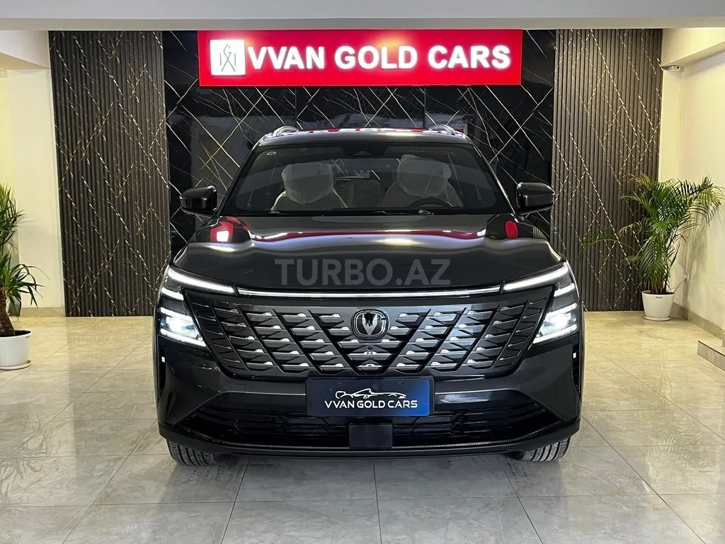Changan CS 75 Plus 2025 — фото 1 из 10