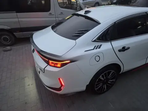 Changan Qiyuan A05 2025 — миниатюра 6