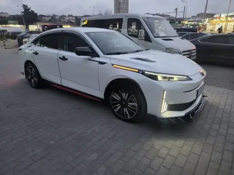 Changan Qiyuan A05 2025 — миниатюра 9