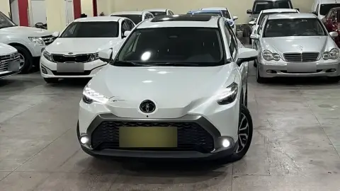 Toyota Frontlander 2025 — миниатюра 9
