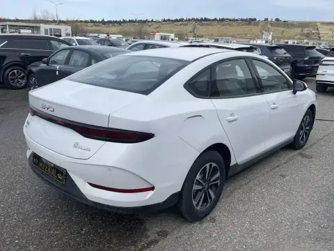 BYD Qin Plus 2025 — миниатюра 6