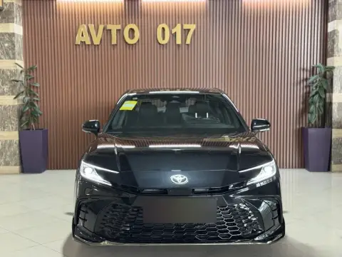 Toyota Camry 2025 — миниатюра 1