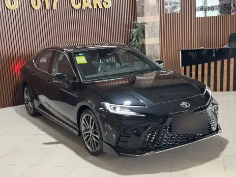 Toyota Camry 2025 — миниатюра 4