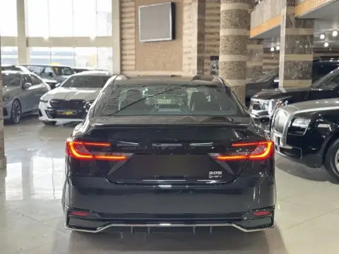 Toyota Camry 2025 — миниатюра 10