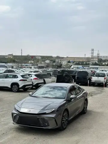 Toyota Camry 2025 — миниатюра 7