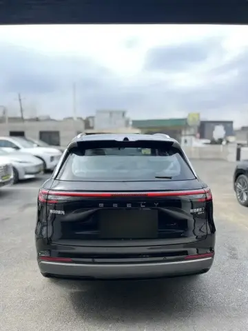 Geely Galaxy Starship 7 2025 — миниатюра 4