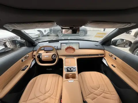 Geely Galaxy Starship 7 2025 — миниатюра 9