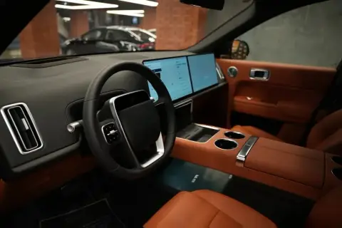 Li Auto L9 2025 — миниатюра 4