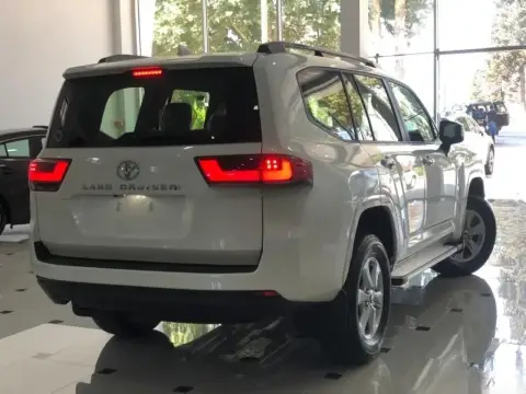 Toyota Land Cruiser 2026 — миниатюра 8