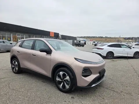 Changan Qiyuan Q05 2025 — миниатюра 8