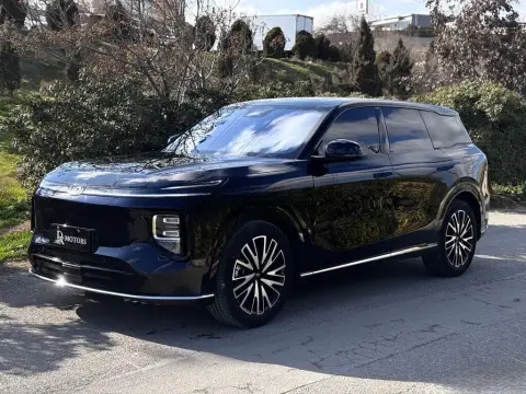 Changan Qiyuan Q07 2025 — миниатюра 2