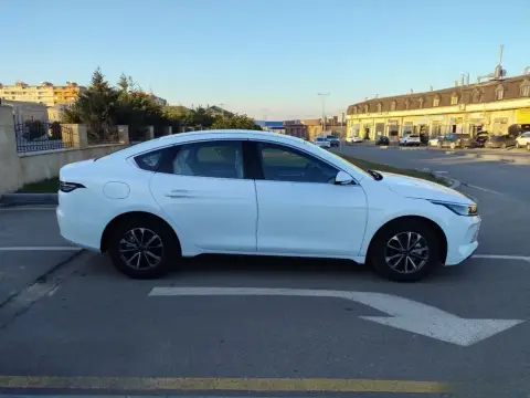 BYD Destroyer 05 2025 — миниатюра 3