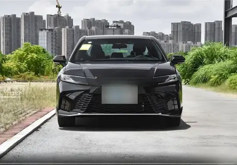 Toyota Camry 2026 — миниатюра 2