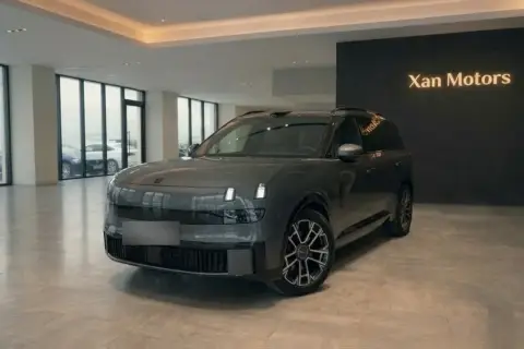 Lynk & Co 900 2025 — миниатюра 2