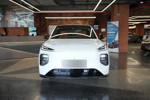Changan Qiyuan Q07 2025 — миниатюра 2