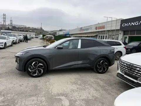 Changan Deepal S07 2025 — миниатюра 2