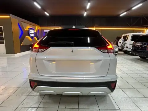 Mitsubishi Eclipse Cross 2025 — миниатюра 6