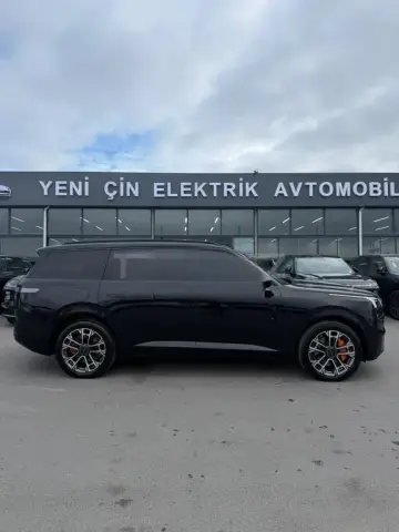 Lynk & Co 900 2025 — миниатюра 4