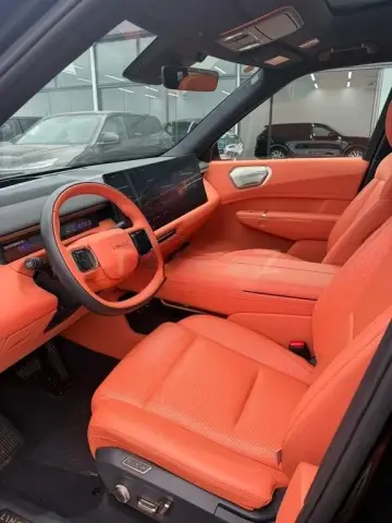 Lynk & Co 900 2025 — миниатюра 9
