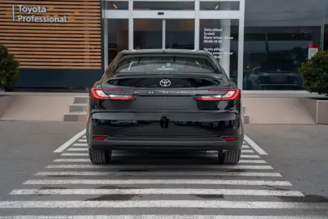 Toyota Camry 2026 — миниатюра 5