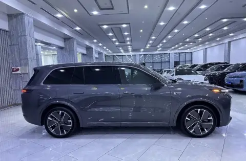 Li Auto L9 2025 — миниатюра 4