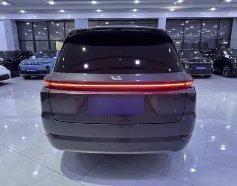 Li Auto L9 2025 — миниатюра 7