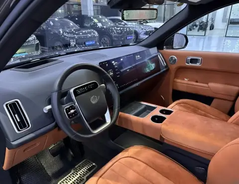 Li Auto L9 2025 — миниатюра 9