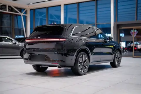 Li Auto L6 2025 — миниатюра 4