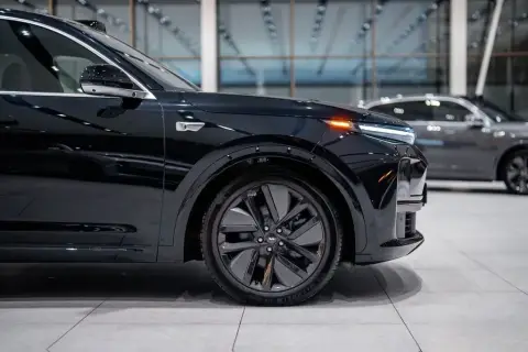 Li Auto L7 2025 — миниатюра 4