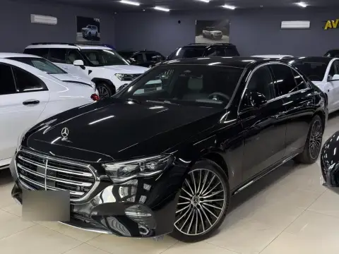 Mercedes-Benz E 350 e 2026 — миниатюра 1
