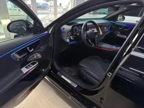 Mercedes-Benz E 350 e 2026 — миниатюра 6