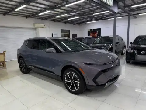 Chevrolet Equinox EV 2025 — миниатюра 3