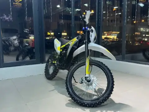 Mikilon Defender H57 250 CC 2026