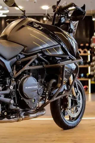 QJMotor SRT 900 S 2026 — миниатюра 6