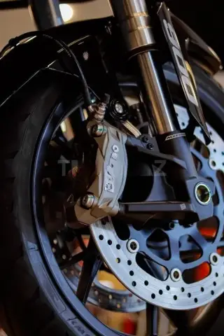 QJMotor SRT 900 S 2026 — миниатюра 7