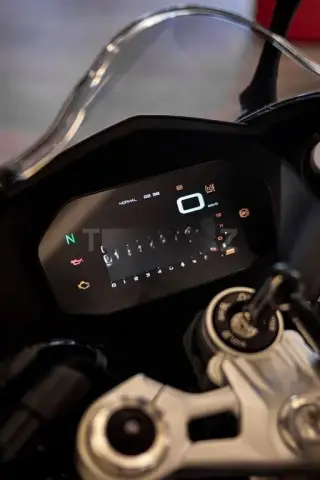 QJMotor SRK 800 RR 2026 — миниатюра 8
