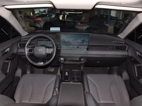 Toyota RAV4 2026 — миниатюра 5