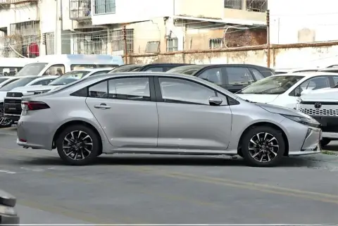 Toyota Corolla 2026 — миниатюра 5
