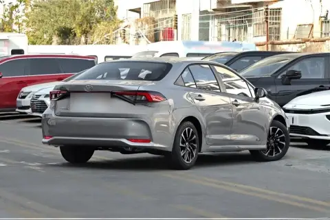 Toyota Corolla 2026 — миниатюра 7