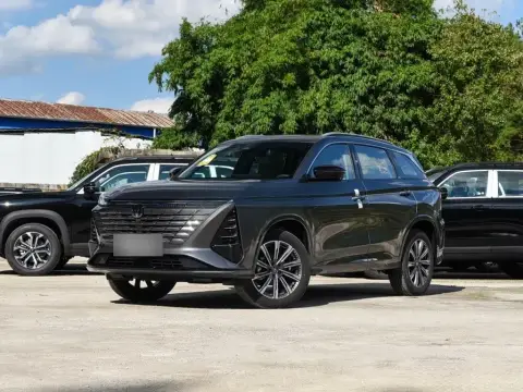 Changan CS 75 Plus 2026 — миниатюра 1